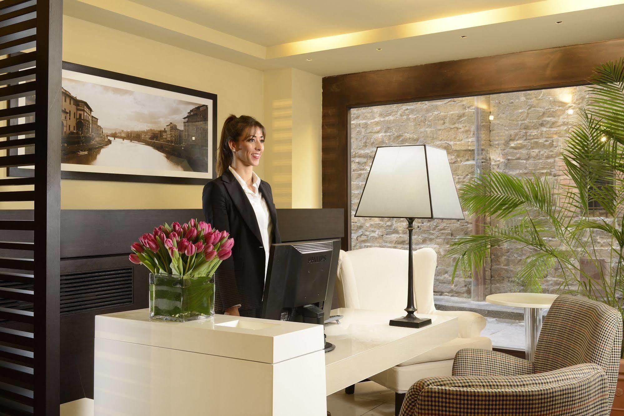 Ponte Vecchio Suites&Spa Florence Buitenkant foto